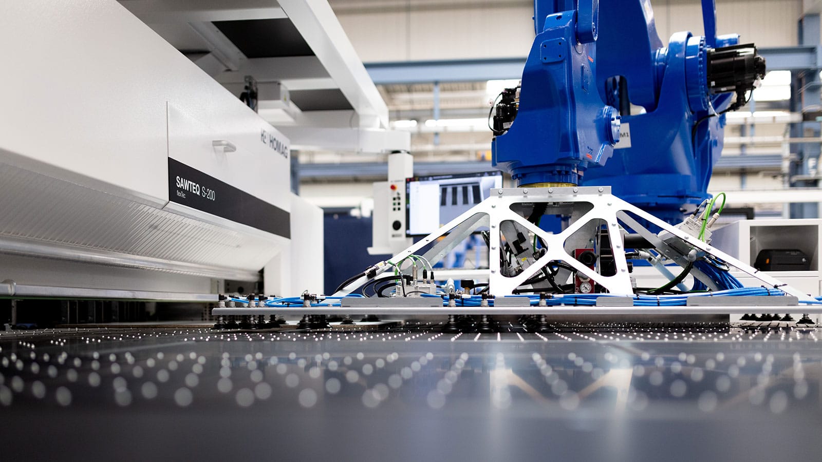 sawteq-s-200-flextec-suction-traverse